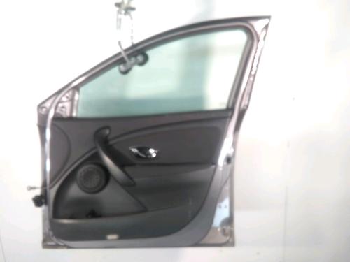 Used Right front door RENAULT MEGANE III Hatchback (BZ0/1_, B3_) 1.6 dCi (BZ00, BZ12, BZ13) (130 hp) 26227996