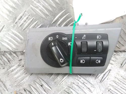 Used Headlight switch BMW X3 (E83) 2.0 d (150 hp) 11713393