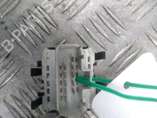 Used Left front window switch RENAULT MODUS / GRAND MODUS (F/JP0_) 1.5 dCi (FP0G, JP0G) (68 hp) 13094332