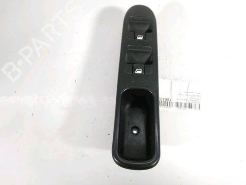 Used Left front window switch Left front window switch PEUGEOT 307 (3A/C) 2.0 HDi 90 (90 hp) 19090142 19090142