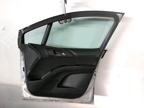 Used Right front door OPEL MERIVA B MPV (S10) 1.4 (75) (100 hp) 29759042