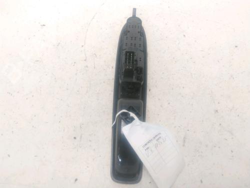 Left front window switch DS DS 3 (SA_) 1.6 BlueHDi 100 (SABHY0, SABHYT) | BP27332416I27