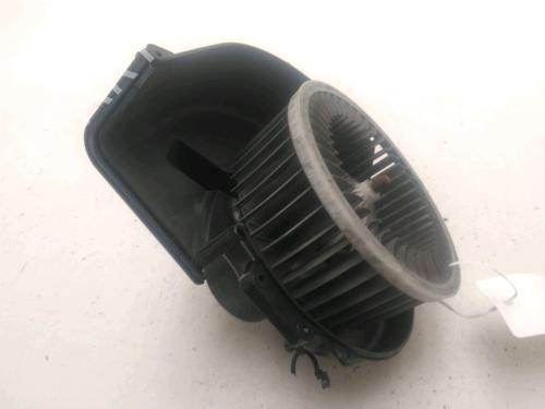 Used Heater blower motor VW POLO V (6R1, 6C1) 1.6 TDI (105 hp) 25587078