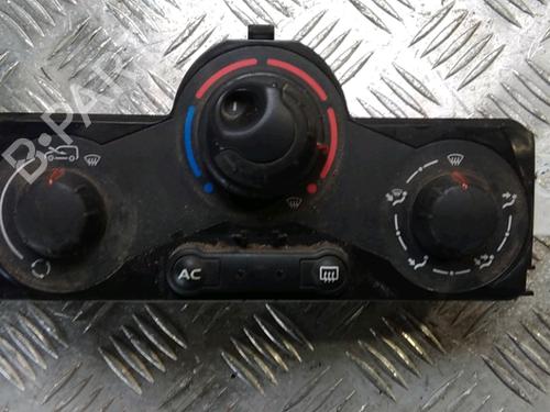 Used Climate control RENAULT KANGOO Express (FW0/1_) 1.5 dCi 75 (FW07, FW10, FW04) (75 hp) 17215316