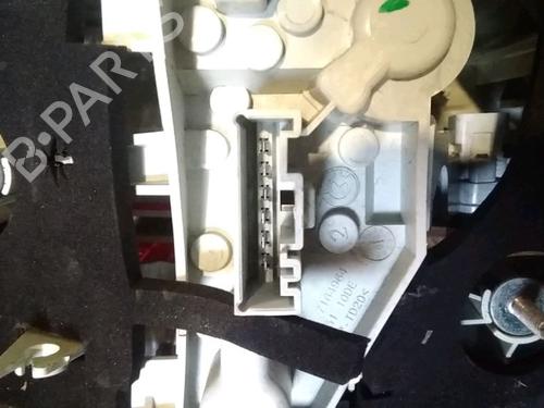 Højre baglygte BMW 1 (E81) 118 d (143 hp) 13399130