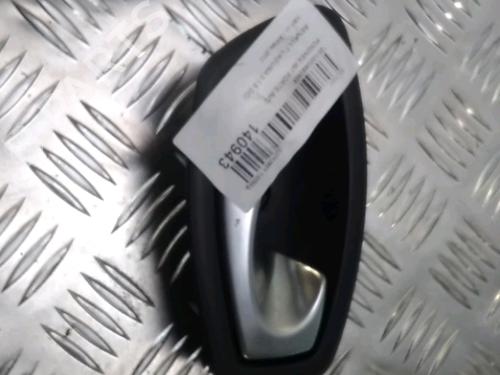 Used Front right interior door handle RENAULT LAGUNA III (BT0/1) 1.5 dCi (BT00, BT0A, BT0T, BT1J) (110 hp) 13081113