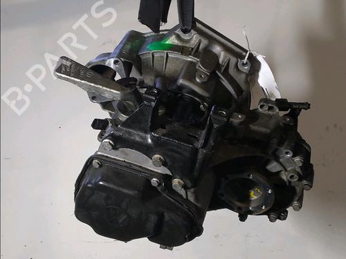 Used Gearbox Gearbox VW POLO IV (9N_, 9A_) 1.4 TDI (80 hp) 31576401 31576401