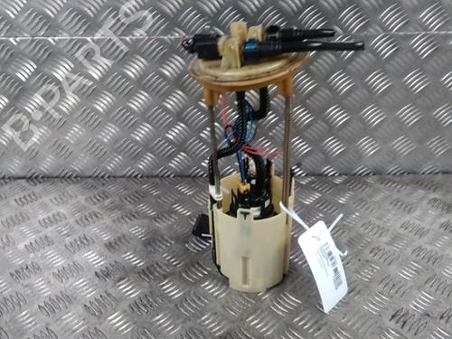 Used Fuel pump MERCEDES-BENZ SPRINTER 3,5-t Platform/Chassis (B906) 313 CDI (906.131, 906.133, 906.135, 906.231, 906.233,... (129 hp) 17136616