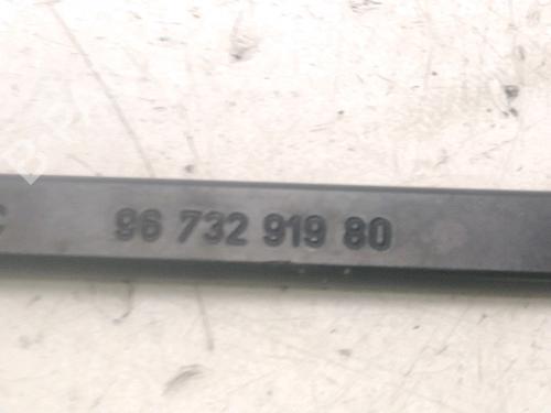 Used Front windshield wiper arm PEUGEOT 208 I (CA_, CC_) 1.6 BlueHDi 120 (120 hp) 28712727