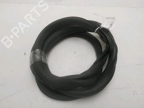 rubber-door-seal-opel-astra-j-p10-2009-2010-2011-2012-2013-2014-2015-2016-30140121 main image