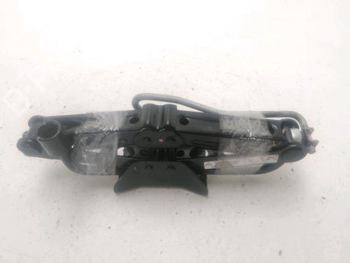 andre-citroen-c4-ii-nc_-2009-27438871 main image