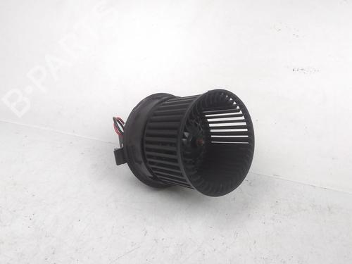 Used Heater blower motor PEUGEOT 208 I (CA_, CC_) 1.4 HDi (68 hp) 15748399