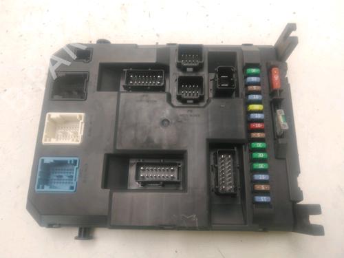 fuse-box-citroen-c3-ii-sc_-2009-26898141 main image