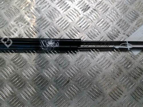 Used Tailgate lift support Tailgate lift support 17176273 17176273