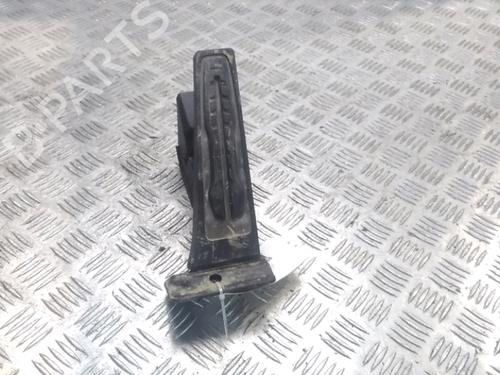 Pedal BMW 1 (F40) 118 d (150 hp) 35406889824