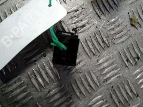 Used Warning switch MAZDA 3 (BK) 1.6 DI Turbo (109 hp) 15750634