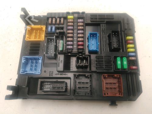 Used Fuse box PEUGEOT 2008 II (UD_, US_, UY_, UJ_, UR_, UC_) 1.5 BlueHDI 110 (UDYHSK) (110 hp) 26304178