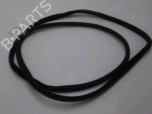 Used Rubber door seal NISSAN JUKE (F15) 1.5 dCi (110 hp) 24882335