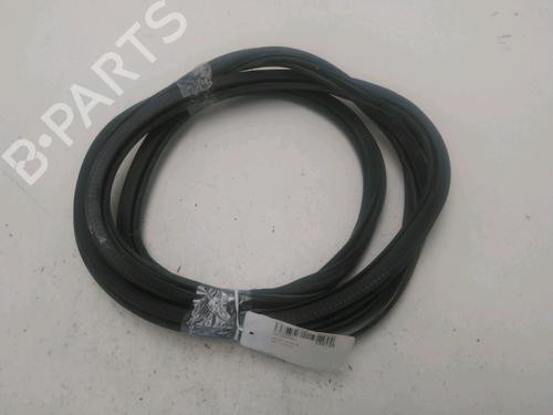 rubber-door-seal-audi-q3-8ub-8ug-2011-2012-2013-2014-2015-2016-2017-2018-2019-2020-24882366 main image