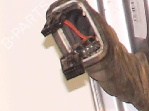 Używane Drzwi przednie prawe VW POLO IV (9N_, 9A_) 1.4 TDI (80 hp) 30980343