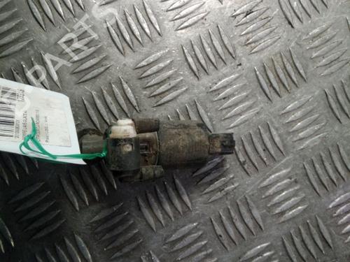 Used Washer pump CITROËN C4 Grand Picasso I (UA_) 1.6 HDi 110 (112 hp) 14904383
