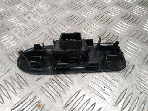 Used Switch Switch CITROËN C3 II (SC_) 1.2 VTi 82 (82 hp) 23181177 23181177