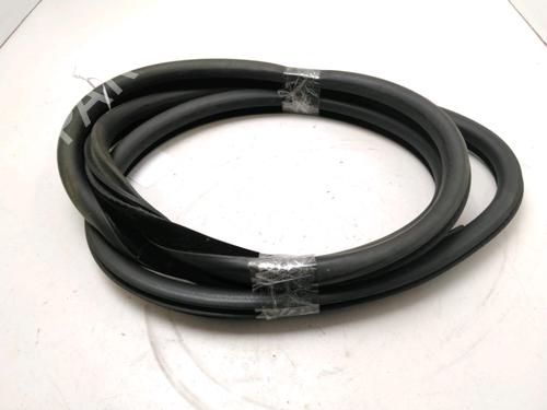 Używane Gumowa uszczelka drzwi PEUGEOT 508 I (8D_) 2.0 HDi (140 hp) 30715233