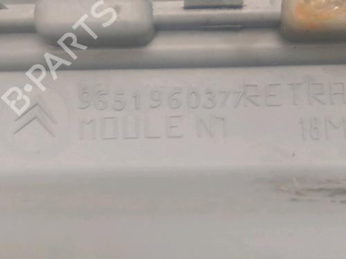 Used Middle console Middle console CITROËN C3 I (FC_, FN_) 1.4 HDi (68 hp) 25436483 25436483