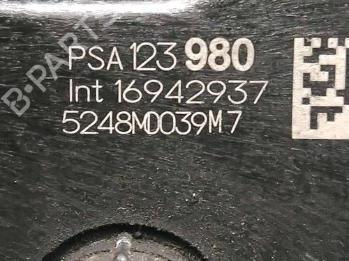 Front right lock CITROËN C3 III (SX) 1.2 VTi 82 | BP30798387C97