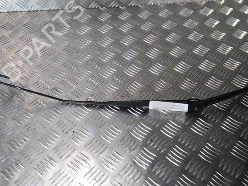 Used Front windshield wiper arm RENAULT MEGANE II Coupé-Cabriolet (EM0/1_) 1.6 (113 hp) 14903400