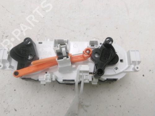 Used Climate control Climate control CITROËN C3 III (SX) 1.5 BlueHDi 100 (SXYHYP, SXYHTU) (102 hp) 29551565 29551565