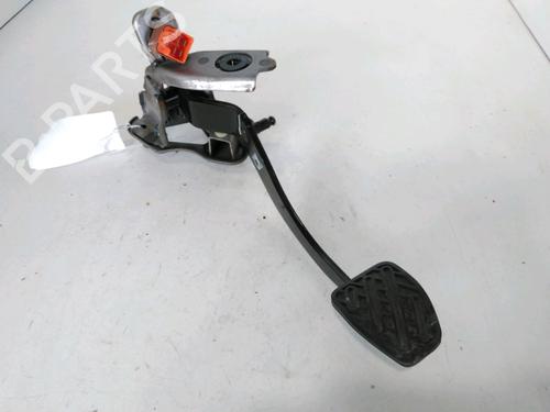 Used Clutch pedal Clutch pedal NISSAN JUKE (F15) 1.5 dCi (110 hp) 30187905 30187905