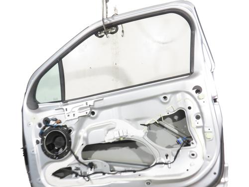 Used Right front door Right front door DS DS 3 (SA_) 1.2 THP 110 / PureTech 110 (SAHNPS, SAHNZ6, SAHNZT) (110 hp) 35747091 35747091