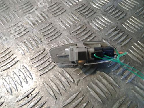 Used Left side indicator Left side indicator 14902569 14902569