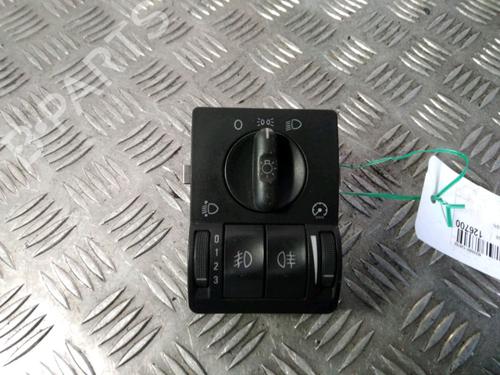 Used Headlight switch OPEL CORSA C (X01) 1.7 DTI (F08, F68) (75 hp) 11996712