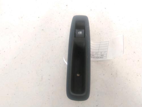Right rear window switch RENAULT MEGANE IV Hatchback (B9A/M/N_) 1.5 dCi 110 (B9A3) | BP27352633I28