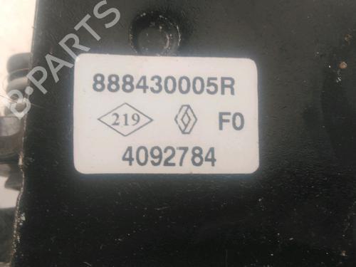 Used Seat buckle RENAULT MEGANE III Grandtour (KZ0/1) 1.5 dCi (KZ09, KZ0D, KZ1G, KZ29, KZ14, KZ1W, KZ10, KZ1F,... (110 hp) 26197679