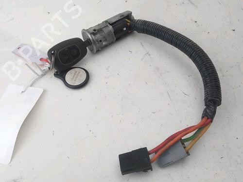 Ignition barrel RENAULT TRAFIC II Van (FL) 2.0 dCi 90 (FL0H, FL00, FL01, FL0M, FL0P, FL0S) | BP37004204M48 - Image 2