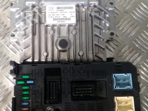 Used Engine control unit (ECU) PEUGEOT 308 CC (4B_) 2.0 HDi (140 hp) 13214860