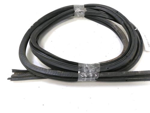 Used Rubber door seal RENAULT KANGOO Express (FC0/1_) 1.5 dCi (FC1E) (68 hp) 31078266