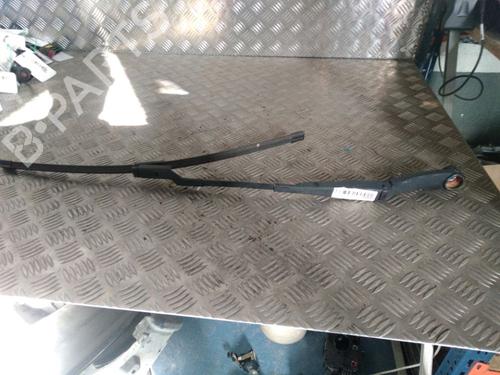 Used Front windshield wiper arm KIA CEE'D SW (ED) 1.6 CRDi 115 (115 hp) 14903217