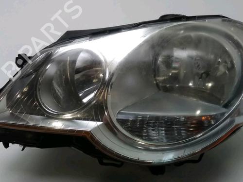 Used Left headlight VW POLO (9N_, 9A_) 1.4 16V (80 hp) 17784357
