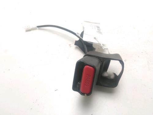 Used Seat buckle RENAULT KADJAR (HA_, HL_) 1.5 BLUE dCi 115 (HLA6) (116 hp) 22186114