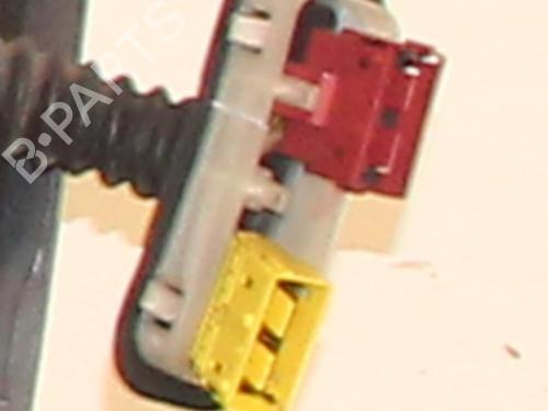 Puerta delantera izquierda PEUGEOT 3008 I MPV (0U_) 1.6 HDi (109 hp) 31284161