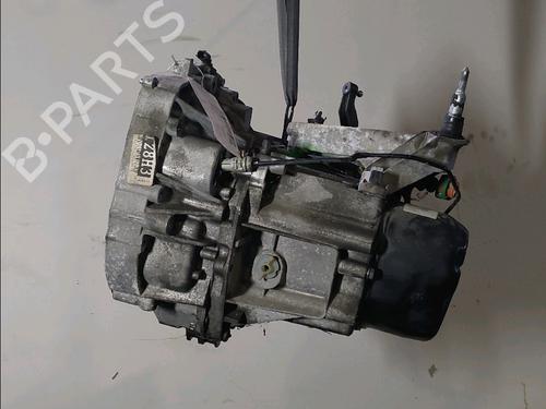 Used Gearbox Gearbox RENAULT CLIO III (BR0/1, CR0/1) 1.2 16V (BR02, BR0J, BR11, CR02, CR0J, CR11) (75 hp) 33744654 33744654