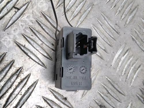 Right rear window switch PEUGEOT 407 (6D_) 2.0 HDi 135 (6DRHRH, 6DRHRE, 6DRHRG, 6DRHRJ) | BP13112517I28 