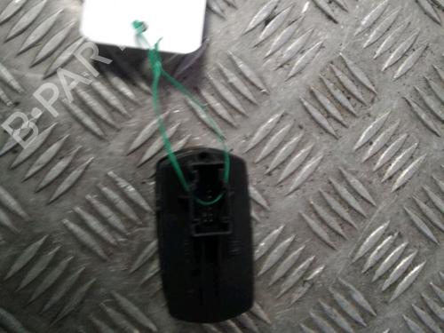 Used Left front window switch Left front window switch OPEL CORSA D (S07) 1.3 CDTI (L08, L68) (75 hp) 11825294 11825294