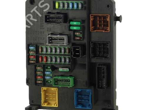 Used Fuse box Fuse box 38077368 38077368