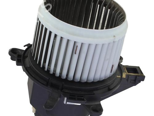 Used Heater blower motor Heater blower motor PEUGEOT 5008 II (MC_, MJ_, MR_, M4_) 2.0 BlueHDi 180 (MJAHWW) (181 hp) 35516339 35516339