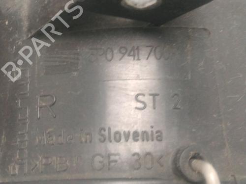 Used Right front fog light SEAT LEON (1P1) 2.0 TDI 16V (140 hp) 28178207